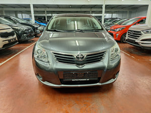 Toyota Avensis 1.8 Essence Manuelle 03 / 2011