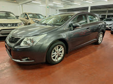 Load image into Gallery viewer, Toyota Avensis 1.8 Essence Manuelle 03 / 2011