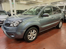 Load image into Gallery viewer, Renault Koleos 2.0 Diesel Manuelle 01 / 2010