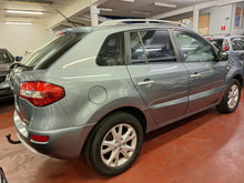 Load image into Gallery viewer, Renault Koleos 2.0 Diesel Manuelle 01 / 2010