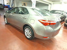 Load image into Gallery viewer, Toyota Corolla 1.3 Essence Manuelle 08 / 2014