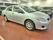 Load image into Gallery viewer, Toyota Corolla 1.4 Essence Manuelle 08 / 2008