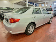 Load image into Gallery viewer, Toyota Corolla 1.4 Essence Manuelle 08 / 2008