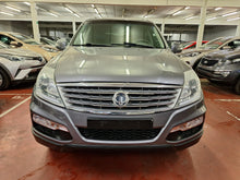 Load image into Gallery viewer, SsangYong Rexton 2.0 Diesel 4x4 7 Places Manuelle 09 / 2014