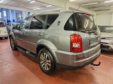 Load image into Gallery viewer, SsangYong Rexton 2.0 Diesel 4x4 7 Places Manuelle 09 / 2014