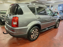 Load image into Gallery viewer, SsangYong Rexton 2.0 Diesel 4x4 7 Places Manuelle 09 / 2014