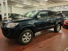 Load image into Gallery viewer, Toyota Hilux 3.0 Diesel Automatique 01 / 2015