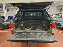 Load image into Gallery viewer, Toyota Hilux 3.0 Diesel Automatique 01 / 2015