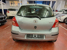 Afbeelding in Gallery-weergave laden, Toyota Yaris 1.3 Essence Manuelle 05 / 2006