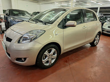 Load image into Gallery viewer, Toyota Yaris 1.3 Essence Automatique 03 / 2011