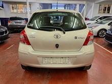 Load image into Gallery viewer, Toyota Yaris 1.3 Essence Automatique 03 / 2011