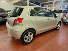 Load image into Gallery viewer, Toyota Yaris 1.3 Essence Automatique 03 / 2011