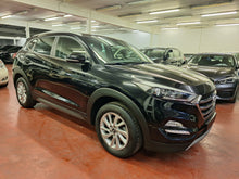 Afbeelding in Gallery-weergave laden, Hyundai Tucson 1.6 Essence Manuelle 03 / 2017