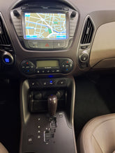 Load image into Gallery viewer, Hyundai IX 35 2.0 Essence 4x4 Automatique 01 / 2015