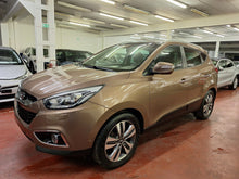 Afbeelding in Gallery-weergave laden, Hyundai IX 35 2.0 Essence 4x4 Automatique 01 / 2015