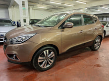 Load image into Gallery viewer, Hyundai IX 35 2.0 Essence 4x4 Automatique 01 / 2015