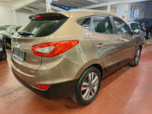 Afbeelding in Gallery-weergave laden, Hyundai IX 35 2.0 Essence 4x4 Automatique 01 / 2015