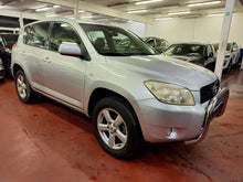 Afbeelding in Gallery-weergave laden, Toyota Rav 4 2.0 Essence 4X4 Manuelle 05 / 2006 - Voiture Belge