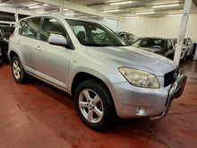 Afbeelding in Gallery-weergave laden, Toyota Rav 4 2.0 Essence 4X4 Manuelle 05 / 2006 - Voiture Belge