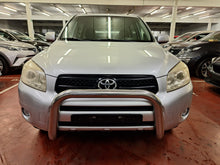 Afbeelding in Gallery-weergave laden, Toyota Rav 4 2.0 Essence 4X4 Manuelle 05 / 2006 - Voiture Belge