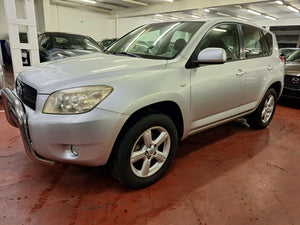 Toyota Rav 4 2.0 Essence 4X4 Manuelle 05 / 2006 - Voiture Belge