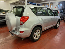 Afbeelding in Gallery-weergave laden, Toyota Rav 4 2.0 Essence 4X4 Manuelle 05 / 2006 - Voiture Belge