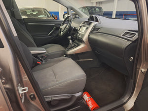 Toyota Verso 1.6 Essence Manuelle 09 / 2015