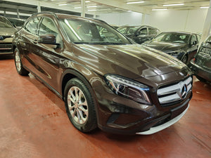 Mercedes GLA 200 2.2 Diesel Automatique 06 / 2015