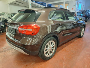 Mercedes GLA 200 2.2 Diesel Automatique 06 / 2015