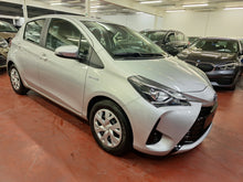 Load image into Gallery viewer, Toyota Yaris 1.5 Essence / Hybride Automatique 07 / 2017