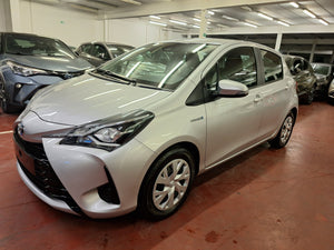 Toyota Yaris 1.5 Essence / Hybride Automatique 07 / 2017