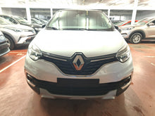 Load image into Gallery viewer, Renault Captur 0.9 Essence Manuelle 05 / 2019