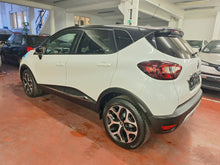 Load image into Gallery viewer, Renault Captur 0.9 Essence Manuelle 05 / 2019