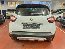 Load image into Gallery viewer, Renault Captur 0.9 Essence Manuelle 05 / 2019