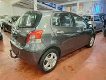Load image into Gallery viewer, Toyota Yaris 1.3 Essence Manuelle 02 / 2011