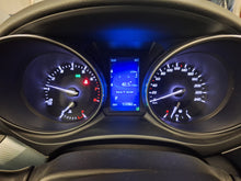 Charger l&#39;image dans la galerie, Toyota Avensis 1.8 Essence Automatique 09 / 2015