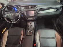 Charger l&#39;image dans la galerie, Toyota Avensis 1.8 Essence Automatique 09 / 2015