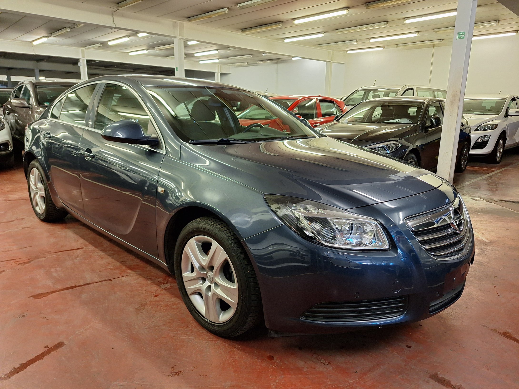 Opel Insignia 1.6 Essence Manuelle 04 / 2010