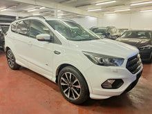 Load image into Gallery viewer, Ford Kuga 2.0 Diesel AWD Automatique 07 / 2018