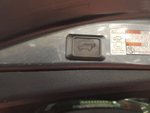 Load image into Gallery viewer, Toyota Rav4 2.0 Essence Automatique 12/ 2014
