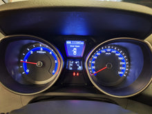 Charger l&#39;image dans la galerie, Hyundai I30 1.6 Diesel Manuelle 04 / 2015