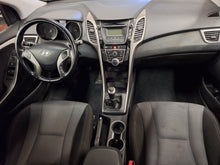 Charger l&#39;image dans la galerie, Hyundai I30 1.6 Diesel Manuelle 04 / 2015