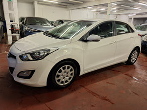 Hyundai I30 1.6 Diesel Manuelle 04 / 2015