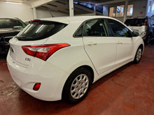 Charger l&#39;image dans la galerie, Hyundai I30 1.6 Diesel Manuelle 04 / 2015