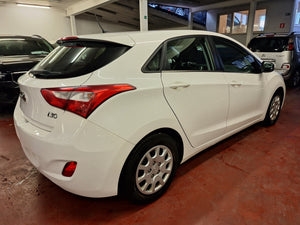 Hyundai I30 1.6 Diesel Manuelle 04 / 2015