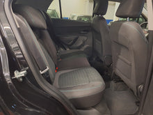 Load image into Gallery viewer, Chevrolet Trax 1.7 Diesel Manuelle 11 / 2014