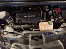 Load image into Gallery viewer, Chevrolet Trax 1.7 Diesel Manuelle 11 / 2014