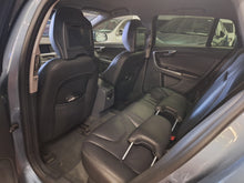 Load image into Gallery viewer, Volvo V60 2.0 Diesel Manuelle 03 / 2017