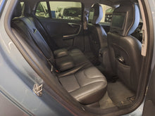 Load image into Gallery viewer, Volvo V60 2.0 Diesel Manuelle 03 / 2017