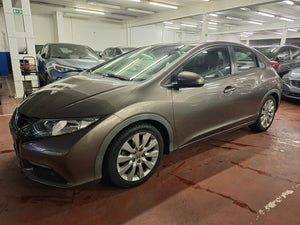 Honda Civic 1.4 Essence Manuelle 07 / 2013